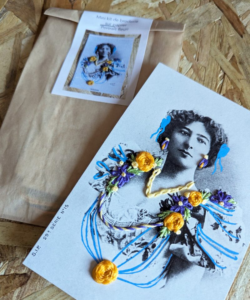 mini kit de broderie sur papier - portrait fleuri – Image 2